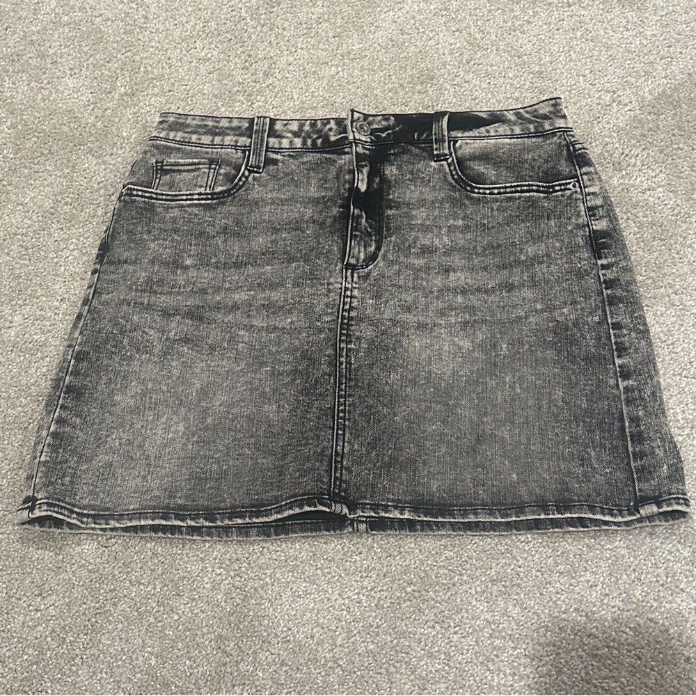 Arizona Jean Co. Black Gray Denim Mini Skirt Stretch 90’s Style Edgy Grunge 9